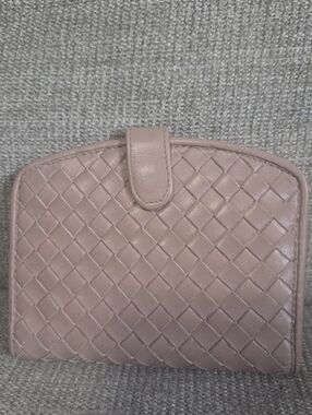 Bond Street Vintage Woven Extremely Soft Leather Wallet in Tan